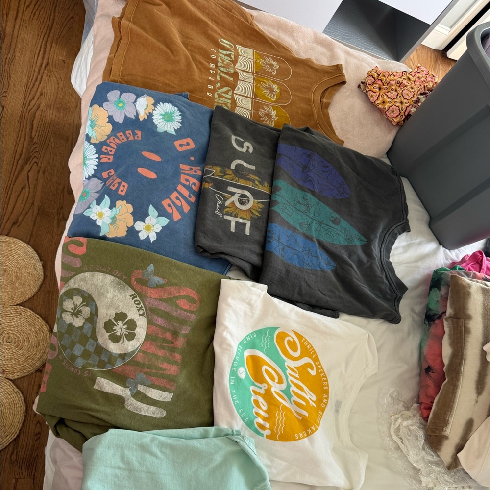 Women’s Beachy T Shirts - BUNDLE (7 ITEMS)